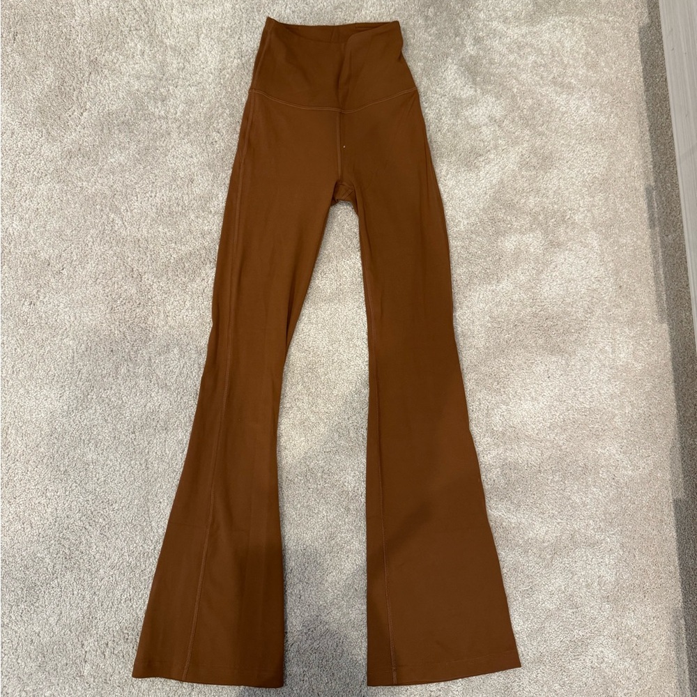 Lululemon highrise flare leggings EUC